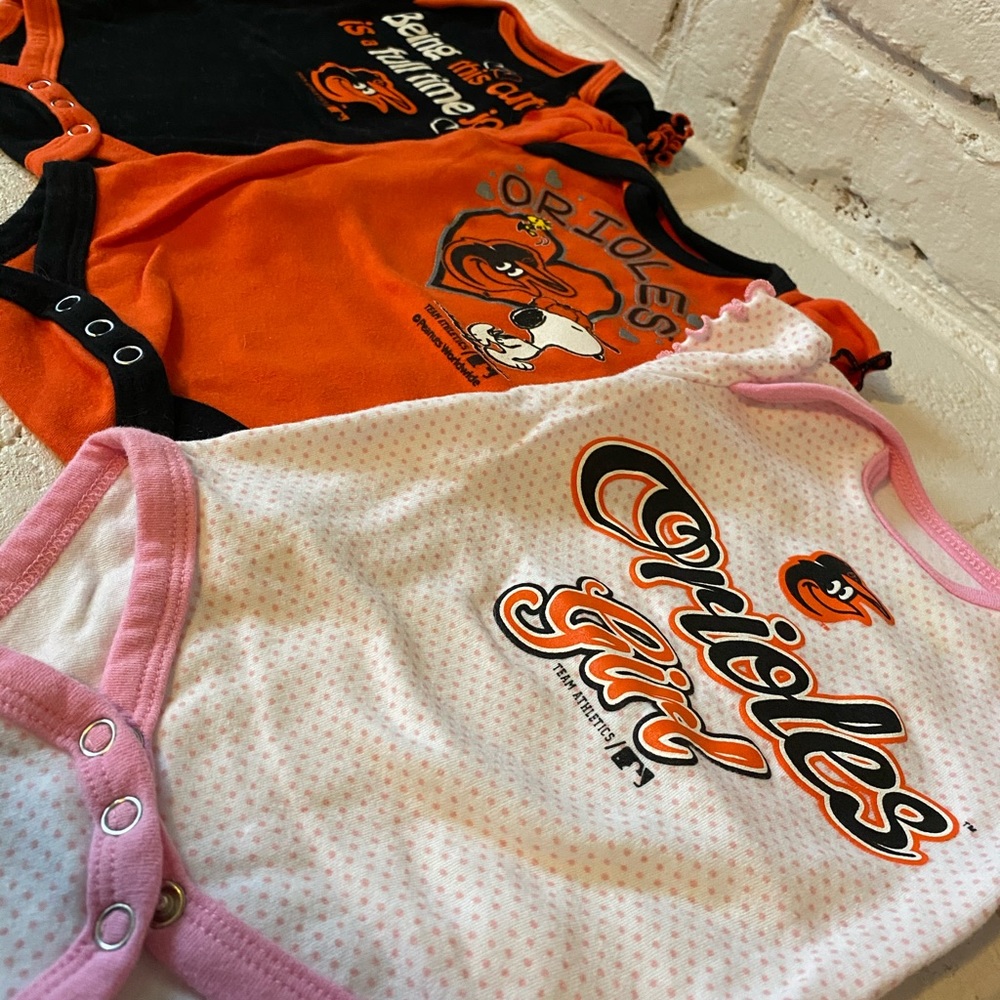 Orioles Onsie Set 0-3 Months Like New!!